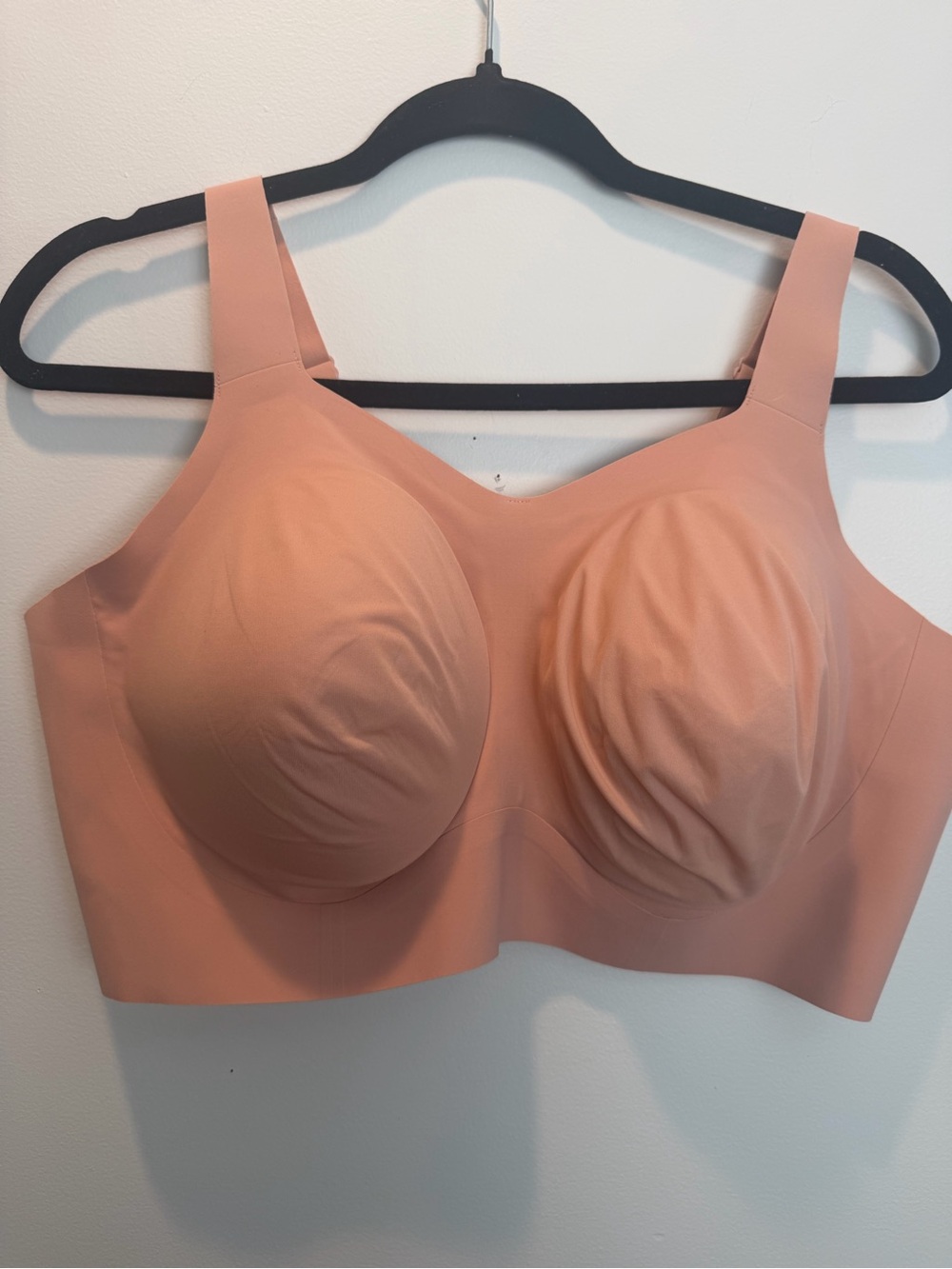 Seamless Wireless Bra in Peach - Smooth Everyday Comfort